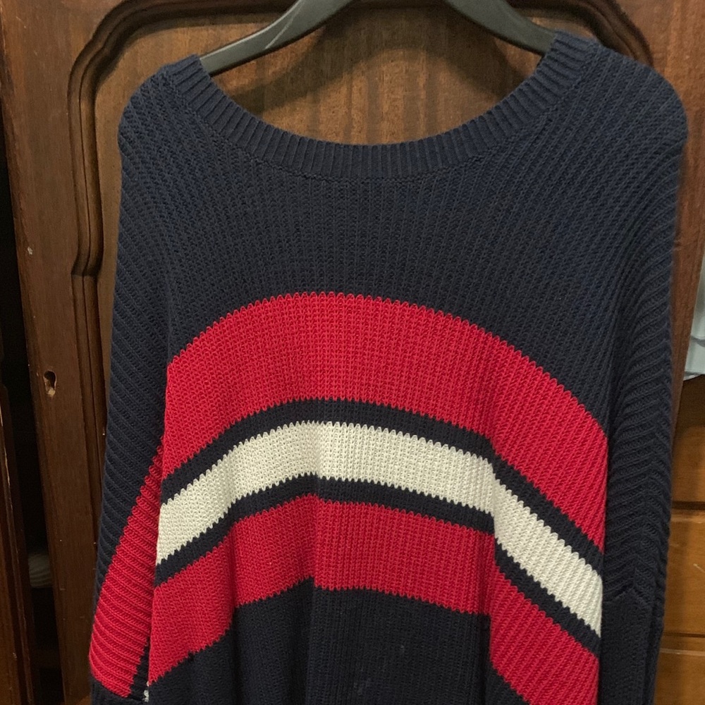 Oversized Hollister sweater